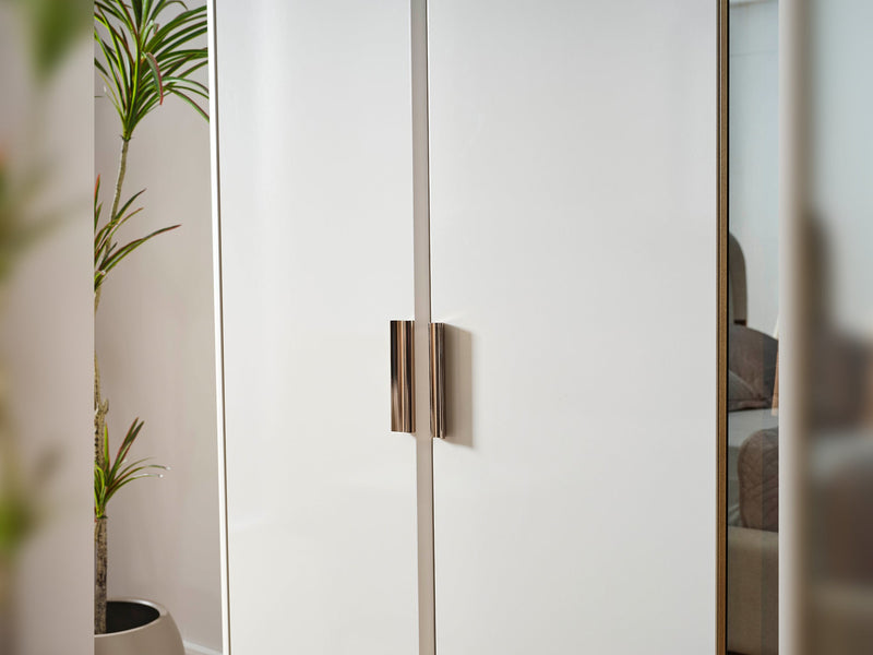 Law Wardrobe - 200-ELIF-LAW-WRD