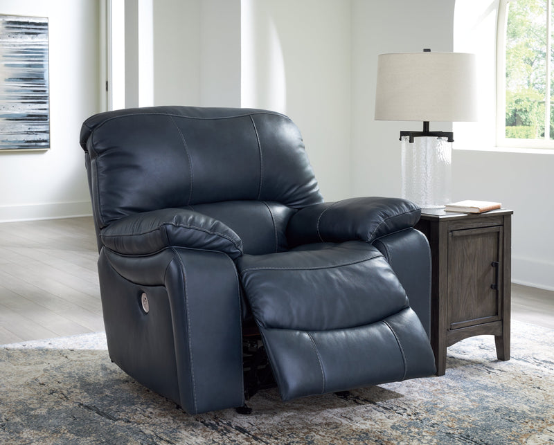 Leesworth Sofa, Loveseat and Recliner in Ocean - PKG016543