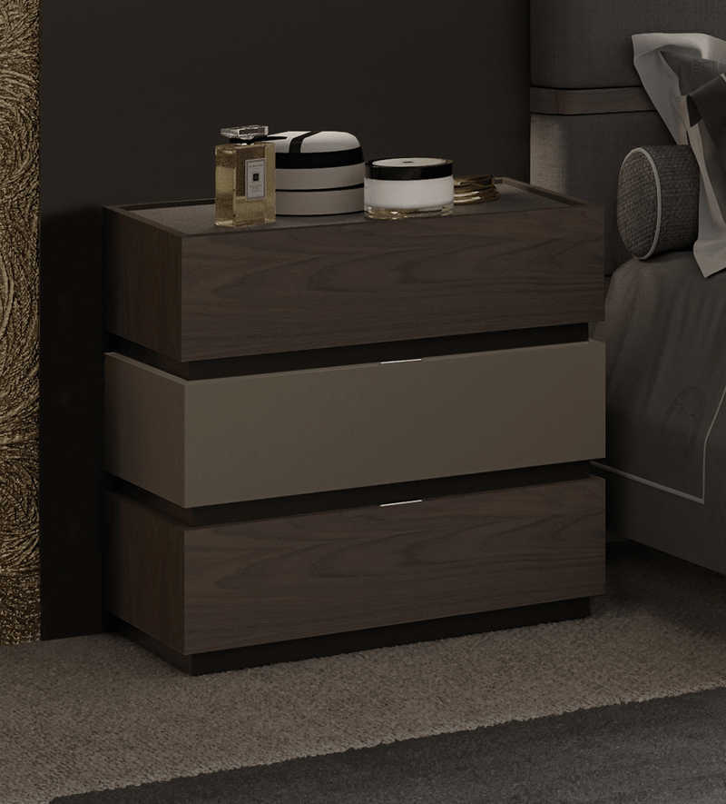 Leo Bedroom Set - p9407