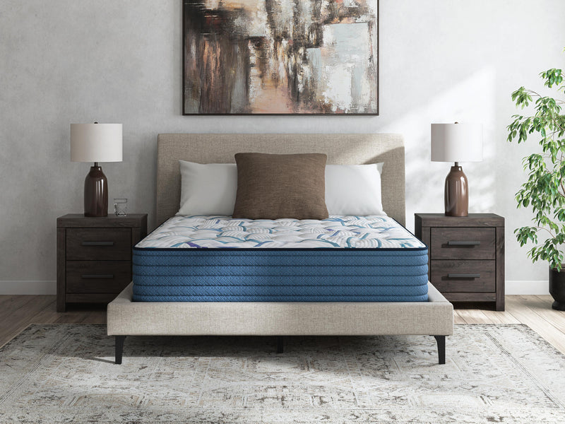 Limited Edition Plush 3.0 White Twin Mattress - M45111