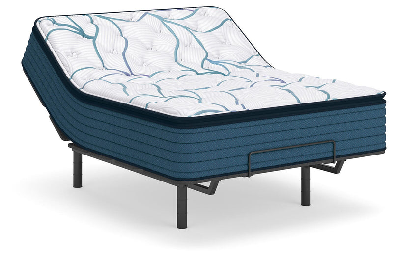 Limited Edition Plush PT 3.0 White Twin XL Mattress - M45271