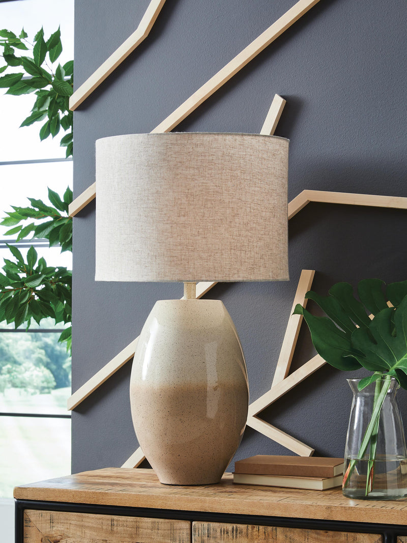 Linas Cream/Beige Table Lamp - L207594