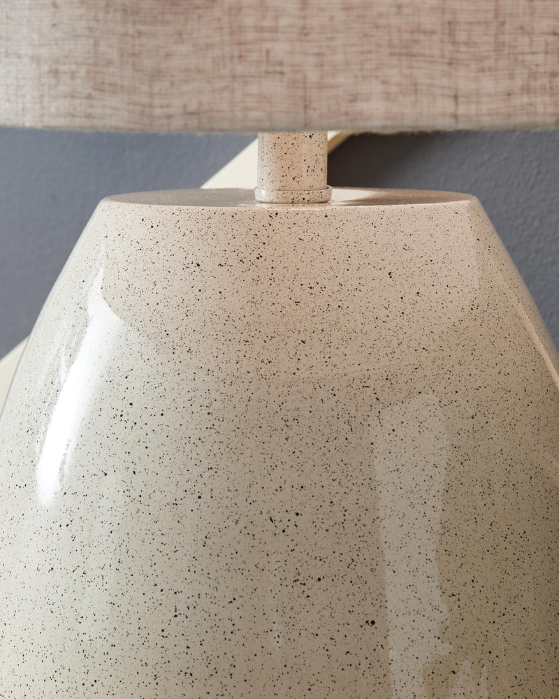 Linas Cream/Beige Table Lamp - L207594