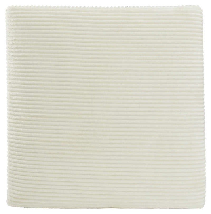 Lindyn 4-Piece Sectional with Ottoman in Ivory - PKG016106