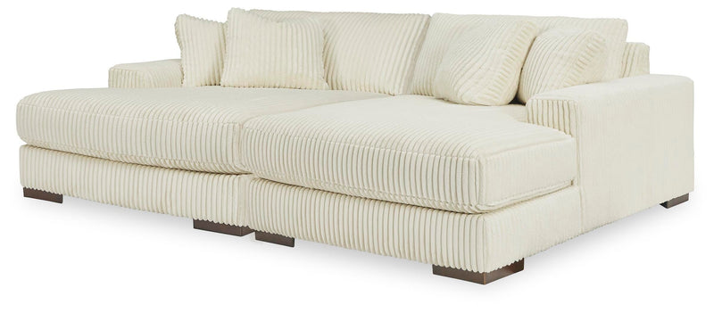 Lindyn Ivory Super Chaise - 21104S16