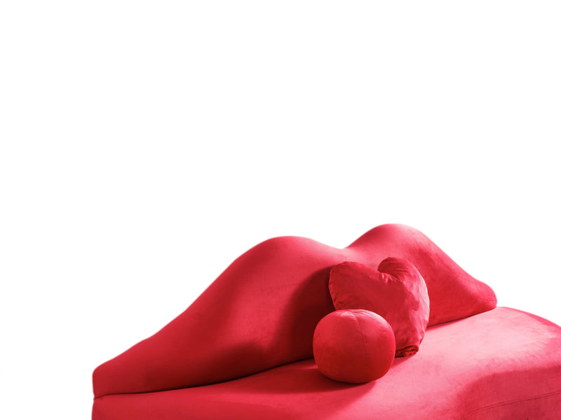 Lips Red Velvet Loveseat - Gate FurnitureLoveseat