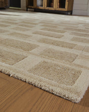 Lisgrove Tan/Brown/White 5' x 7' Area Rug - R407712