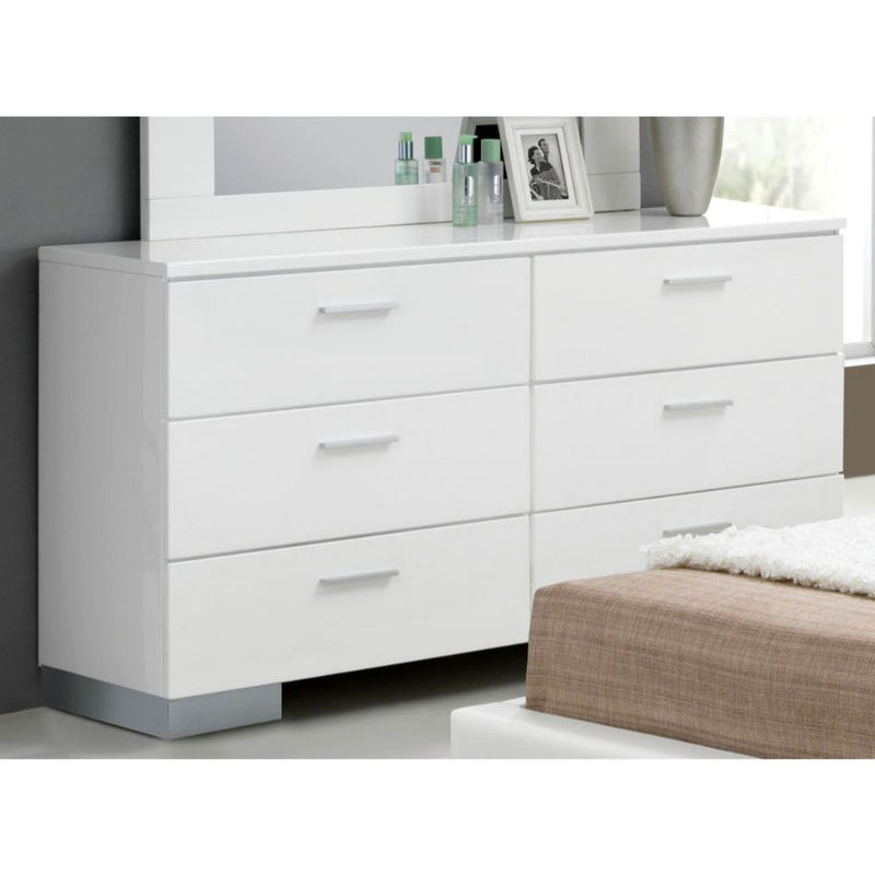 Lorimar Dresser - 22635
