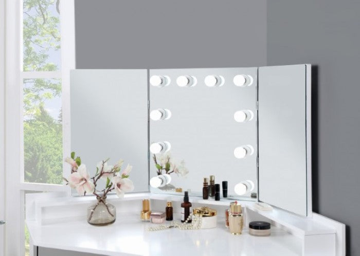 Lorybelle White Vanity - FOA-DK5134WH-PK
