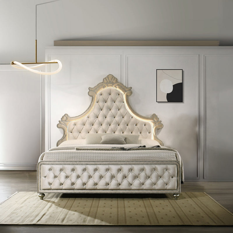 Lucienne EK Bed W/Led - BD02334EK
