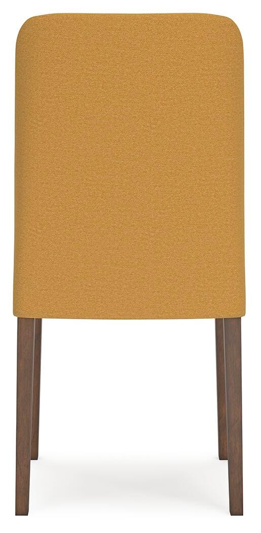 Lyncott Extension Dining Table and 4 Chairs - D615D29