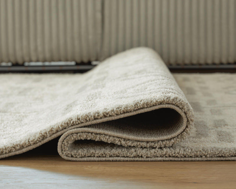 Maconville Ivory/Gray Medium Rug - R407322