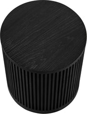 Madera Oak Veneer And Solid Wood End Table in Black - 77031Black-ET