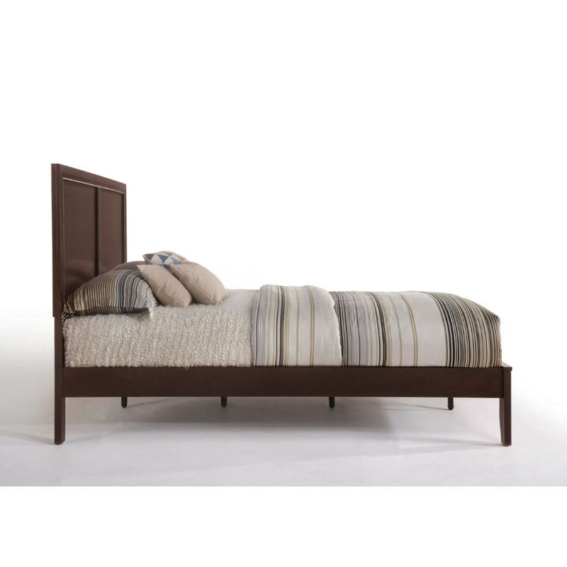 Madison EK Bed - 19567EK