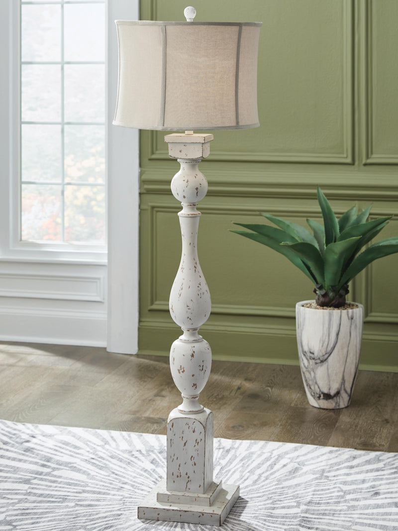 Madsbrook Antique White Floor Lamp - L235921