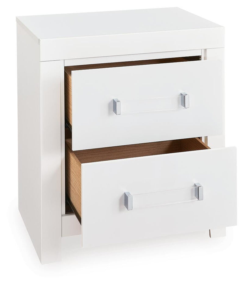 Maeling Queen Upholstered Panel Bed, Dresser and Nightstand - PCB1119B9