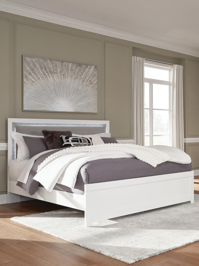 Maeling White King Upholstered Panel Bed - PCB1119B4