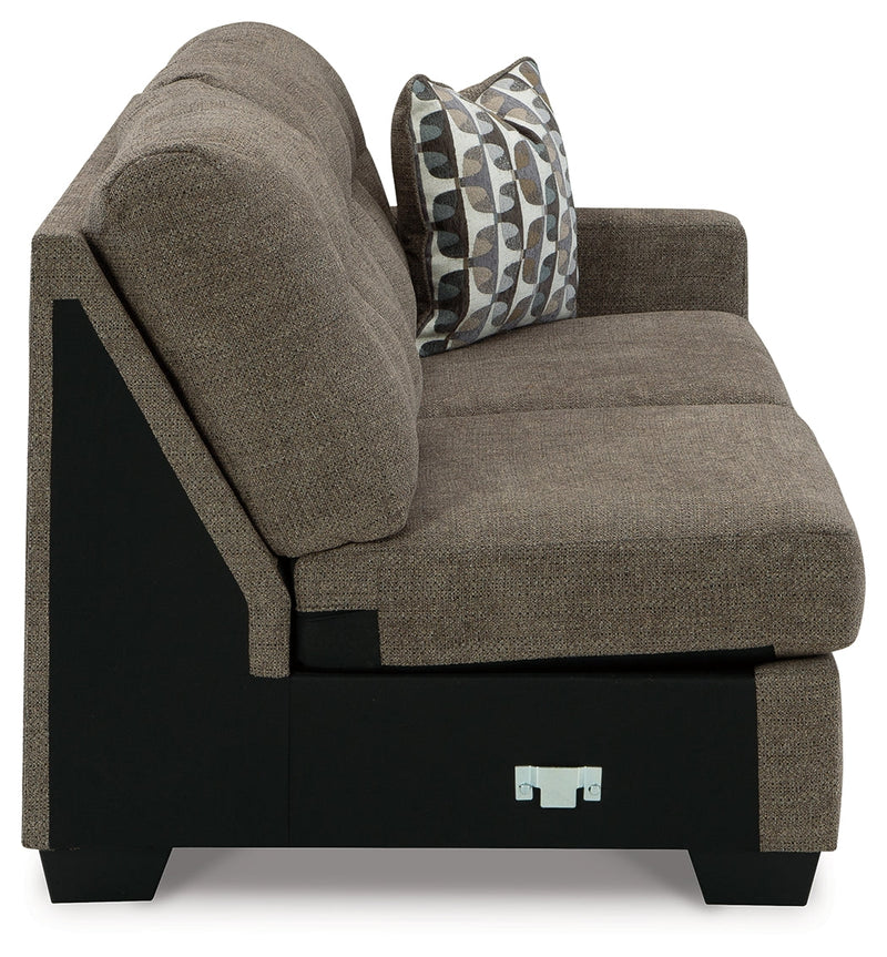 Mahoney Right-Arm Facing Sofa - 3100567