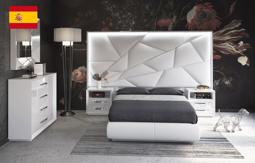 Majesty Bedroom w/light and Carmen Cases SET - p11798