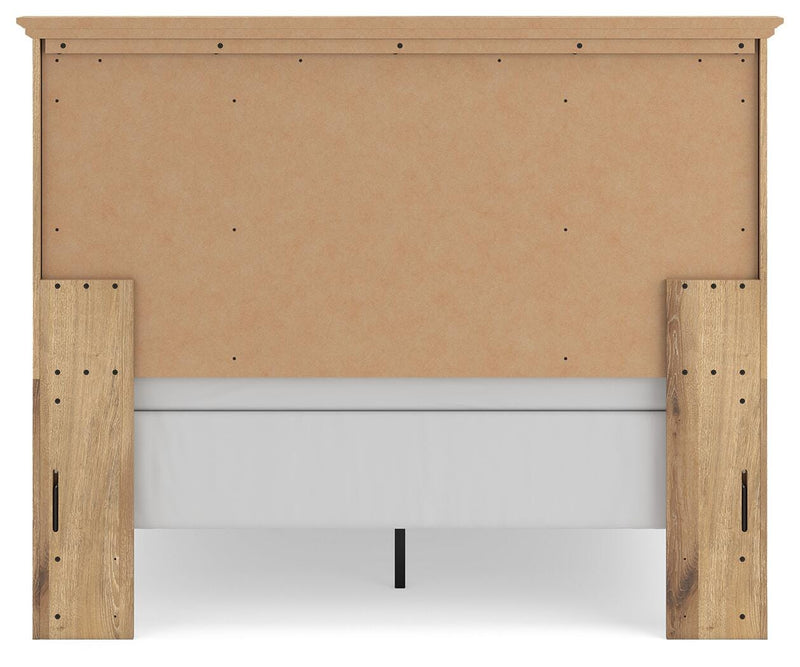 Makidern Queen Panel Bed, Dresser and Mirror - PCB1170B3
