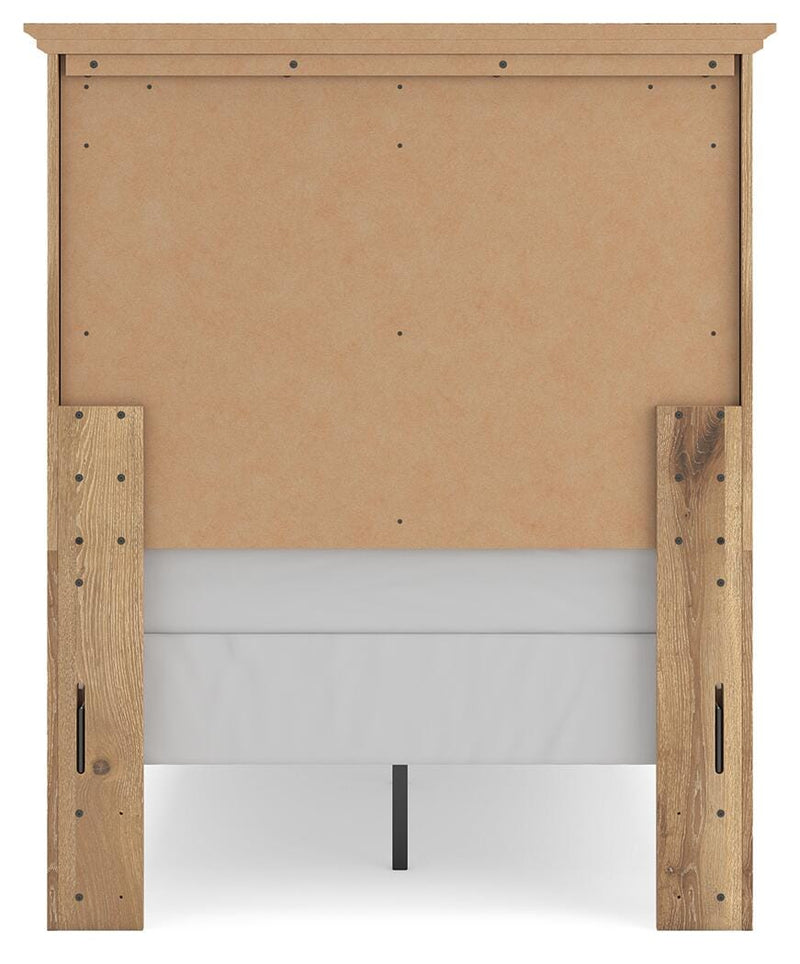 Makidern Twin Panel Bed, Dresser and Mirror - PCB1170B20