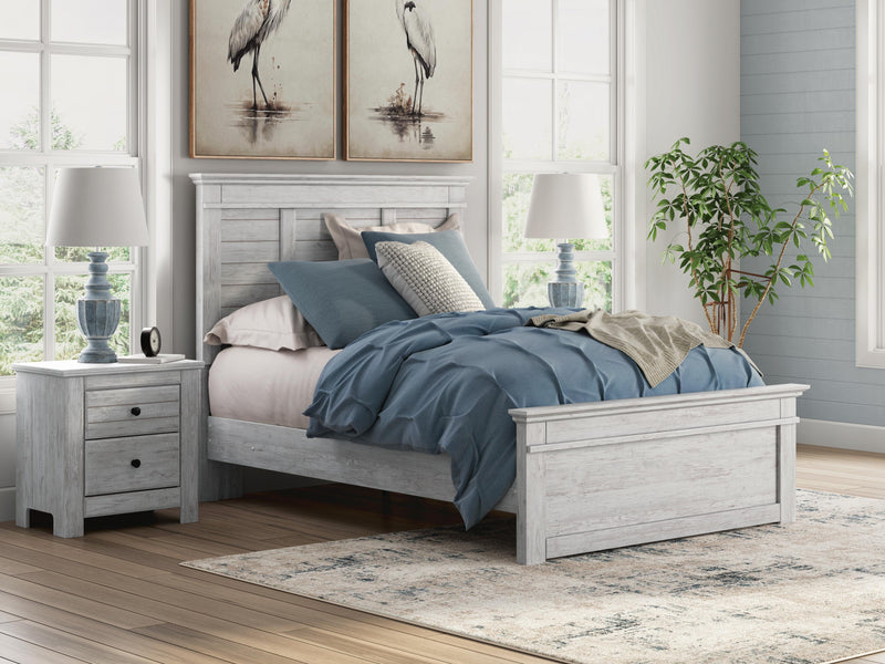 Makidern Whitewash Full Panel Bed - PCB1171B19