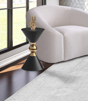 Malia Iron End Table in Black - 289-ET