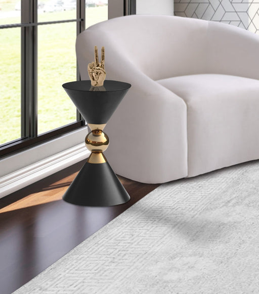 Malia Iron End Table in Black - 289-ET