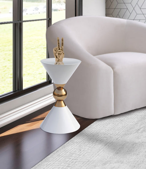 Malia Iron End Table in White - 288-ET