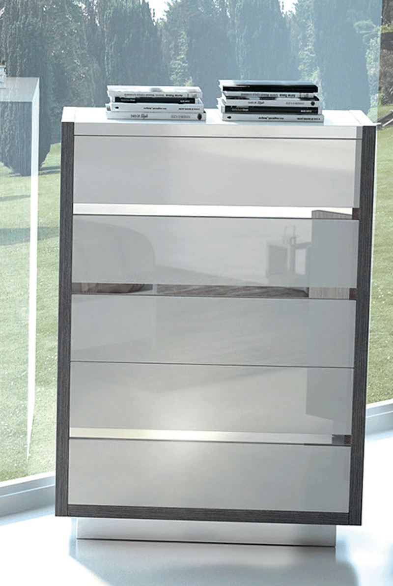Mangano Chest - i26019