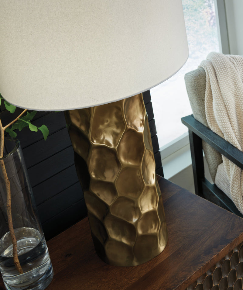 Marshawn Gold Finish Table Lamp - L207524