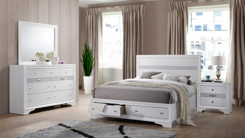 Matrix King 4 Pc Bedroom Set in White - Matrix King 4 Pc Bedroom Set in White