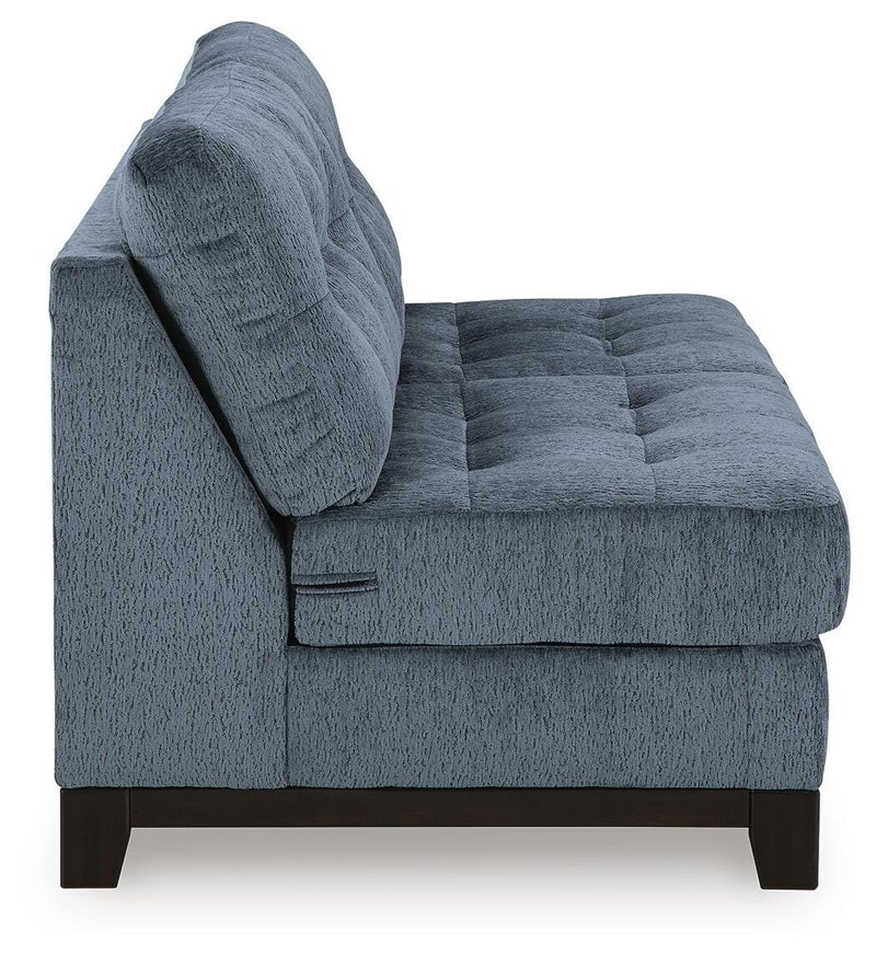 Maxon Place 3-Piece Sectional and Ottoman - 33003U3