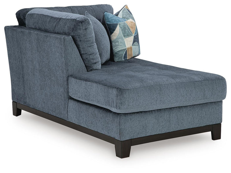 Maxon Place 3-Piece Sectional and Ottoman - 33003U3