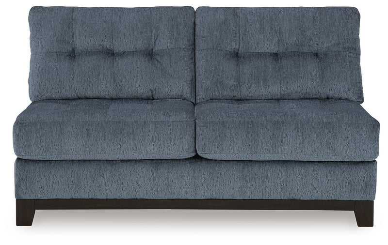 Maxon Place 3-Piece Sectional and Ottoman - 33003U3