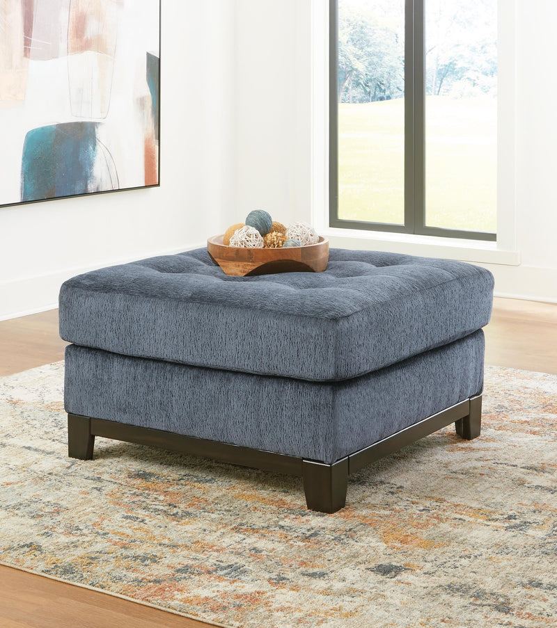 Maxon Place Sofa and Oversized Accent Ottoman - 33003U2