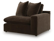 Maxton Heights Bittersweet Right-Arm Facing Corner Chair - 6780765