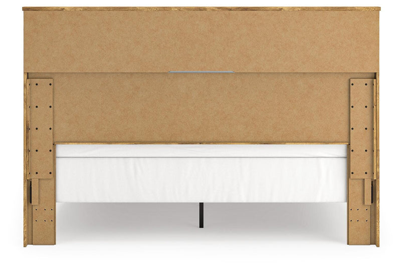 Maystonna Brown King Panel Bed - PCB1580B7