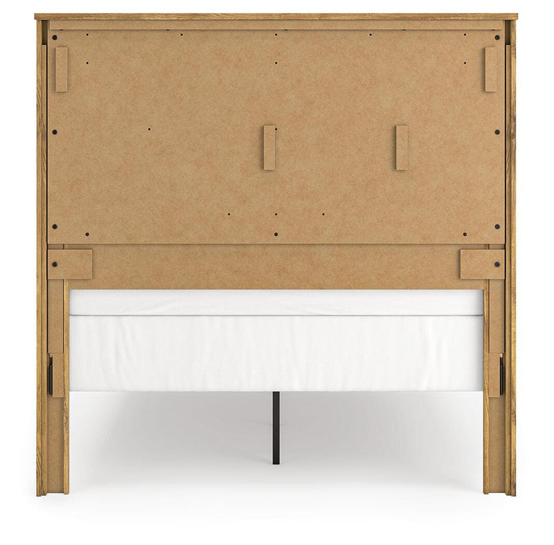 Maystonna Brown Queen Crossbuck Panel Bed - PCB1580B2