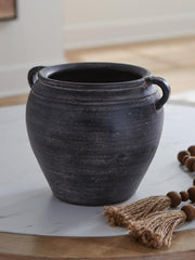 Meadie Distressed Black Vase - A2000790