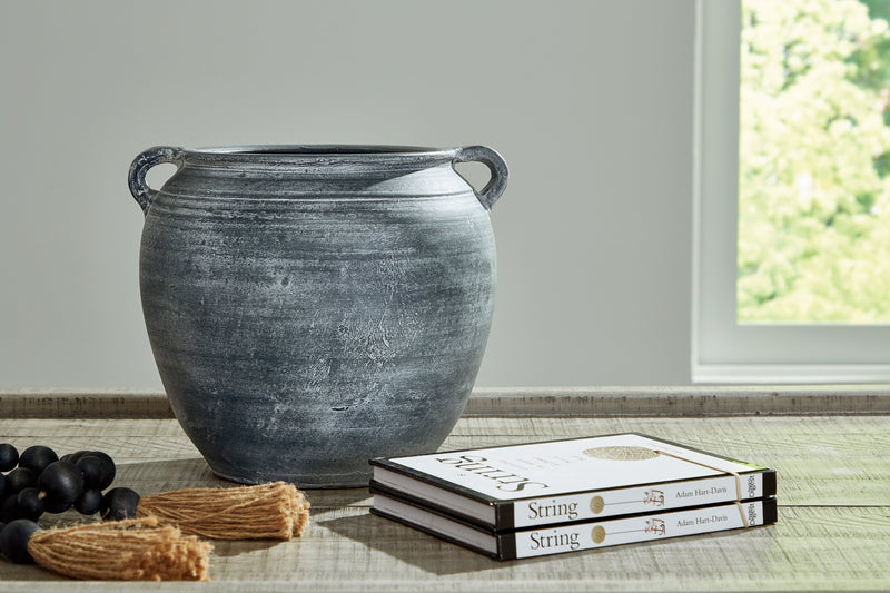 Meadie Distressed Blue Vase - A2000628