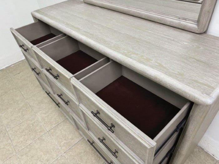 Midhurst Oak Dresser - FM7600AK-D
