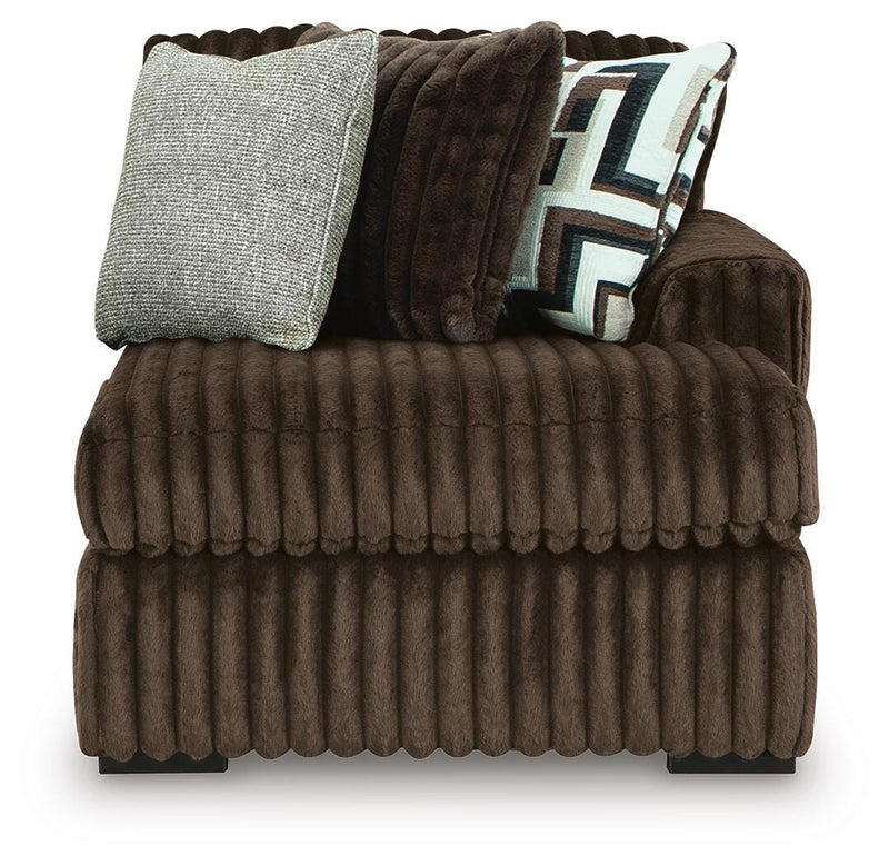 Midnight-Madness 4-Piece Sectional and Oversized Accent Ottoman - 98104U5