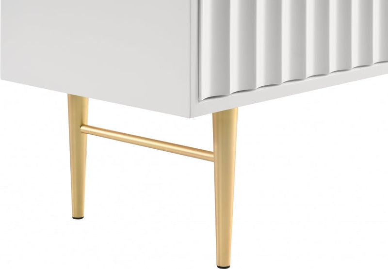Modernist Wood Veneer And Stainless Steel Base Dresser in White - 801White-D