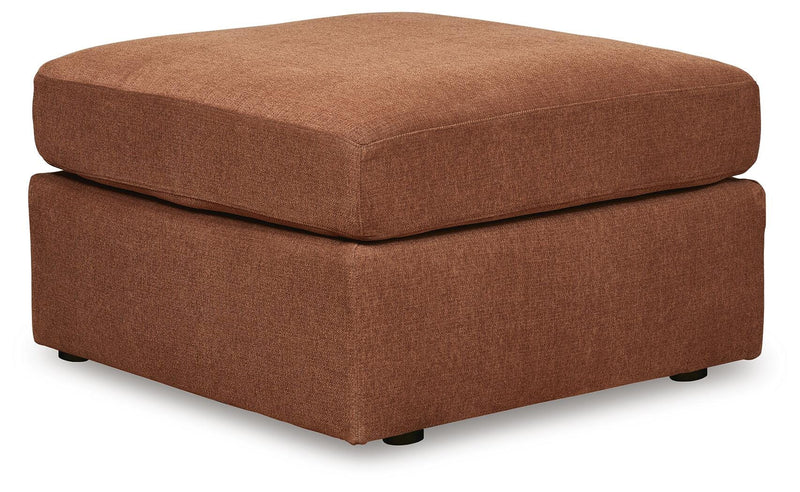 Modmax 7-Piece Sectional and 2 Ottomans - 92102U25