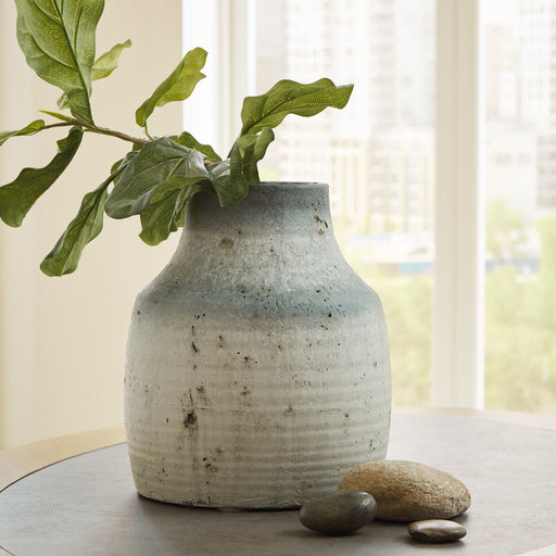 Moorestone Vase - Gate FurnitureVase