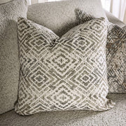 Moorpark Off-White Loveseat - SM6092-LV