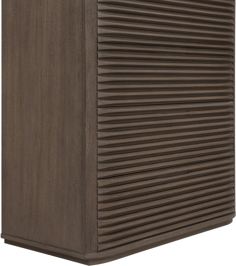 Morino Oak Veneer And Solid Wood Chest in Brown - MorinoBrown-CH