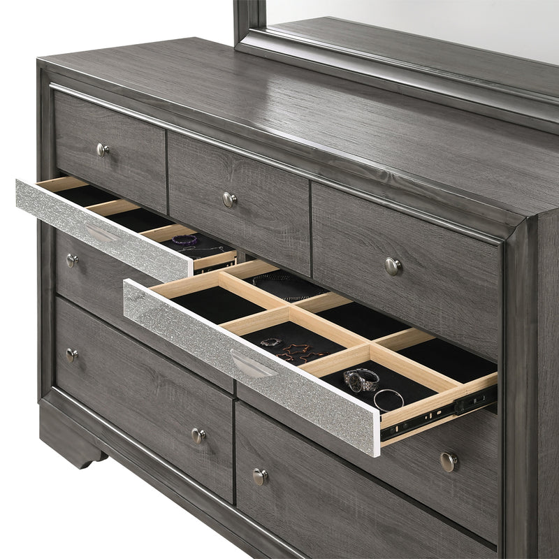 Naima Dresser - 25975