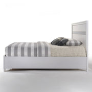 Naima EK Bed W/Storage - 25767EK